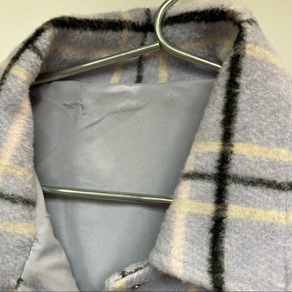 Forever 21 Flannel Jacket Shacket style Plaid coat in Lilac Stripes - Picture 7 of 10